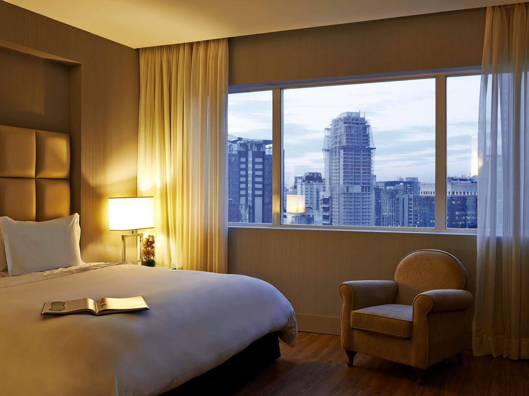 Minibar, in-room safe, desk, blackout drapes