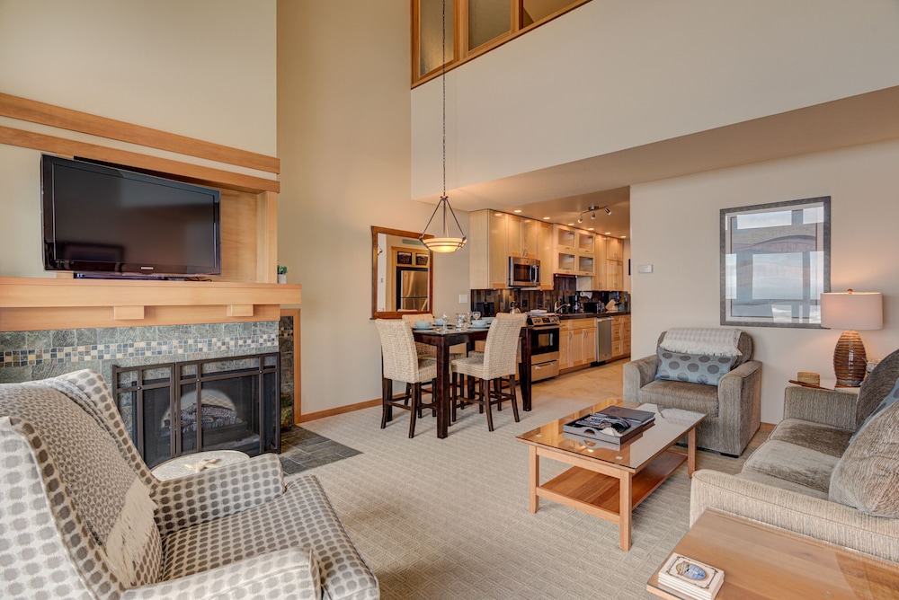 Inn At Otter Crest by null