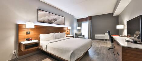 Standard Room | In-room safe, desk, iron/ironing board, cribs/infant beds