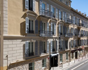 Façana frontal de l'allotjament