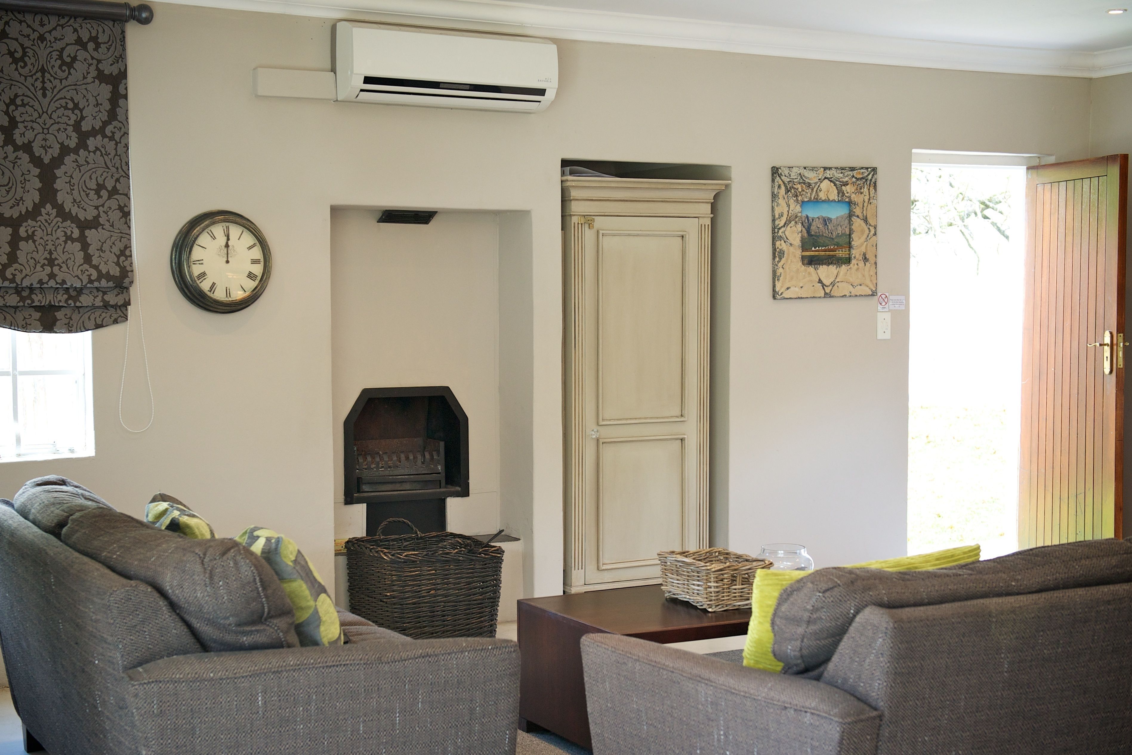 private suite  | minibar, in-room safe, cots/infant beds, free wifi