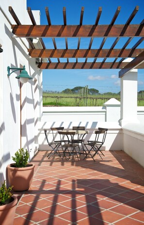 Front of property - Zorgvliet Country lodge (Stellenbosch)