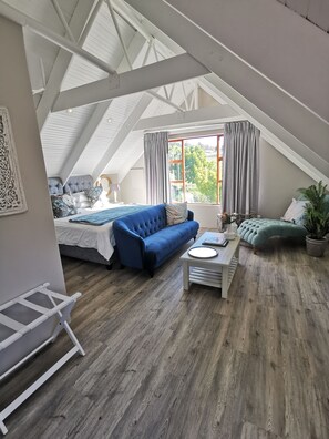 Comfort Loft | Living area - Zorgvliet Country lodge (Stellenbosch)