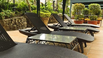 Sun deck