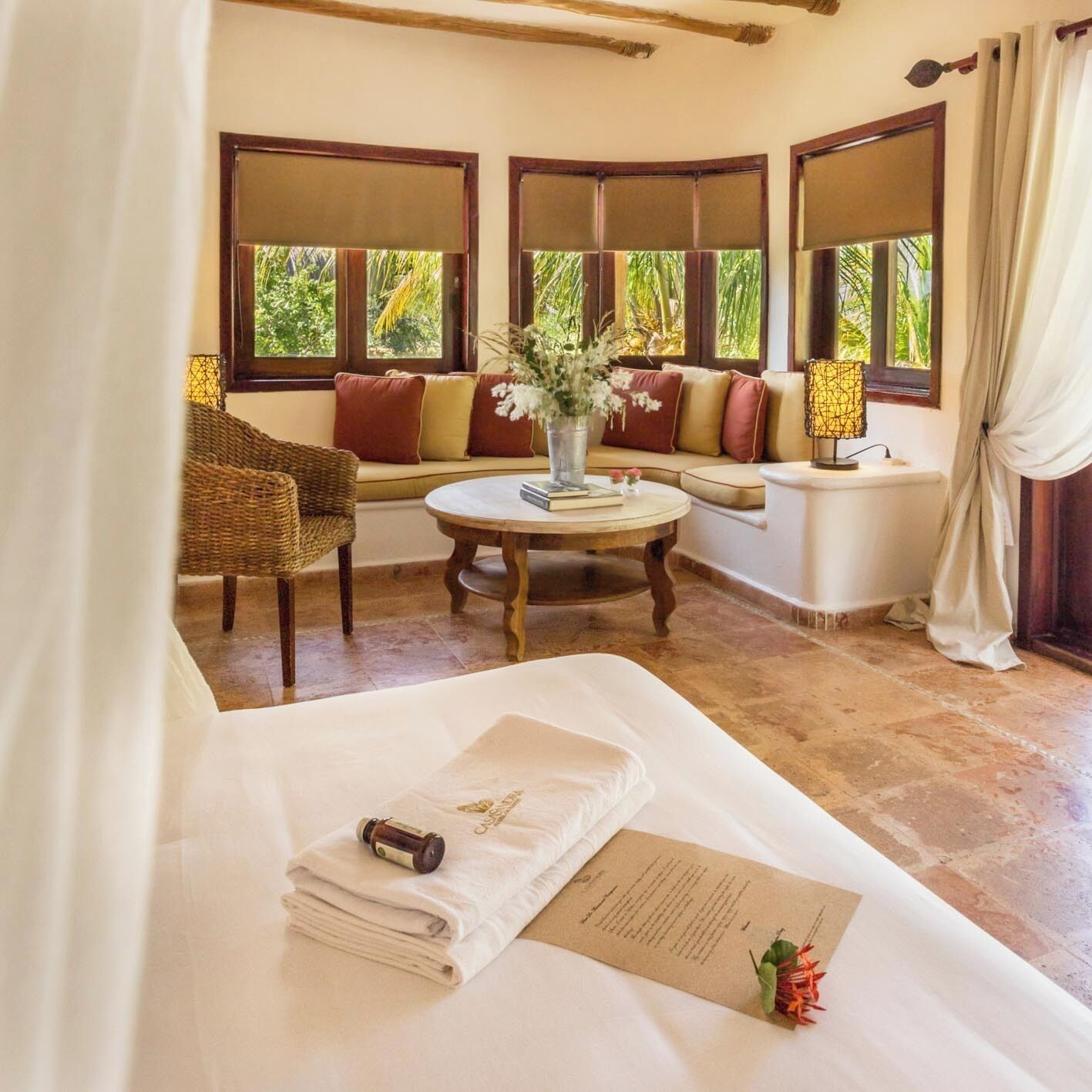 egyptian cotton sheets, premium bedding, down duvets, pillow-top beds