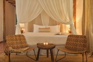 Suite (Master) | Egyptian cotton sheets, premium bedding, down comforters, pillowtop beds - Ser Casasandra Boutique Hotel (Isla Holbox)