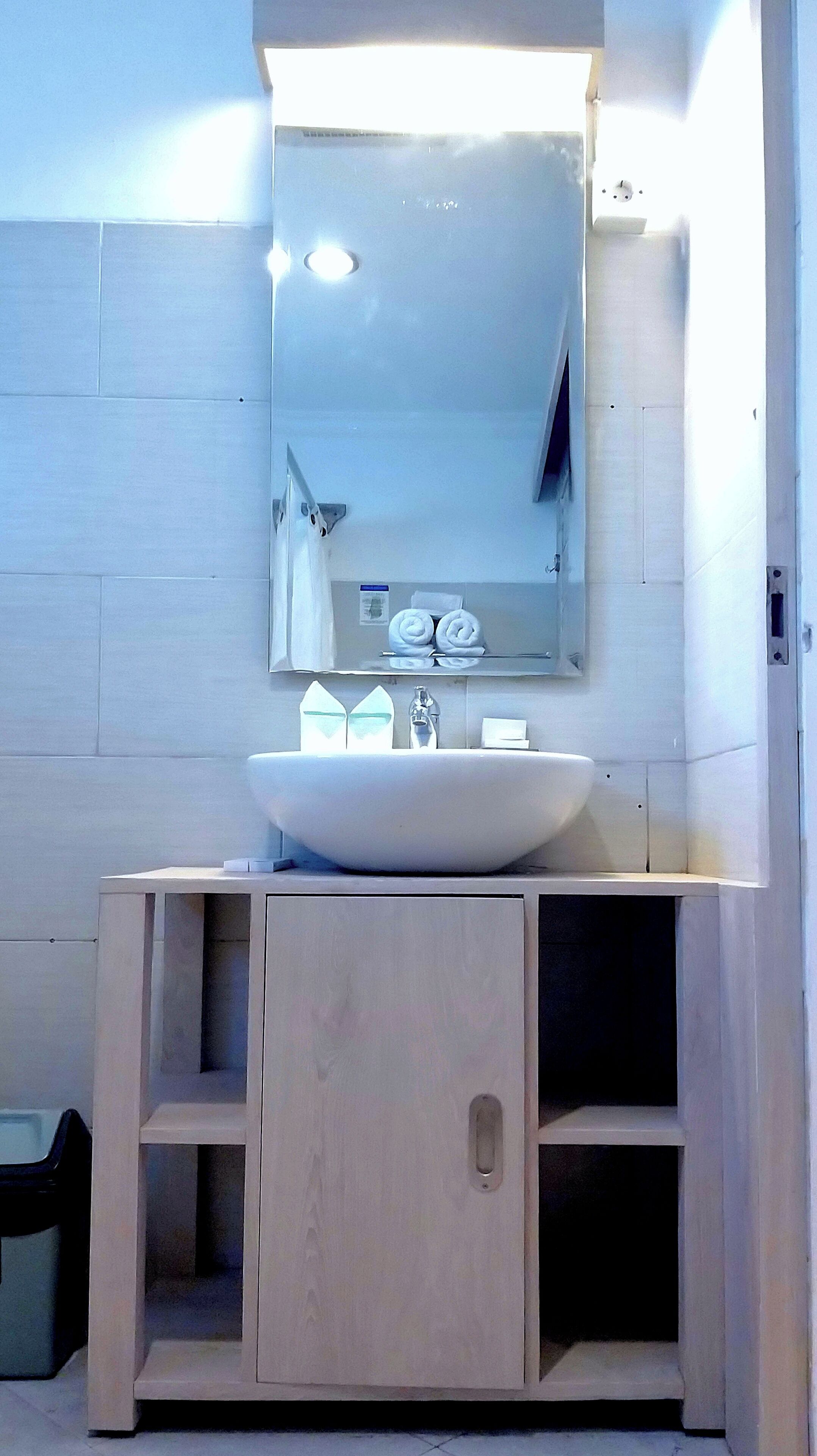 deluxe double room, pool view | bathroom | shower, rainfall showerhead, free toiletries, towels