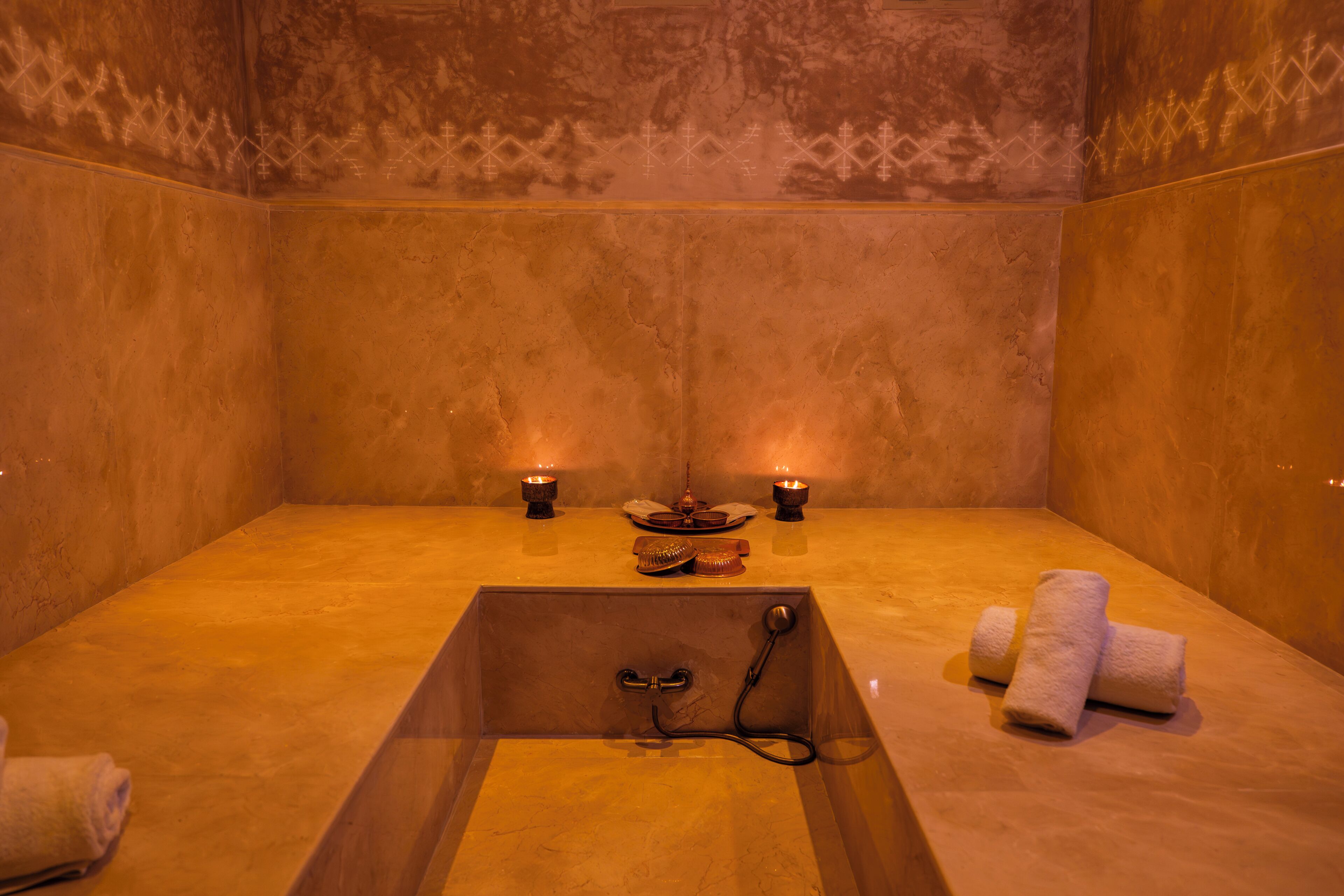 Couples treatment rooms, steam room, Turkish bath, body treatments