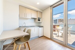 Solarium Studio (2 pax) | City view