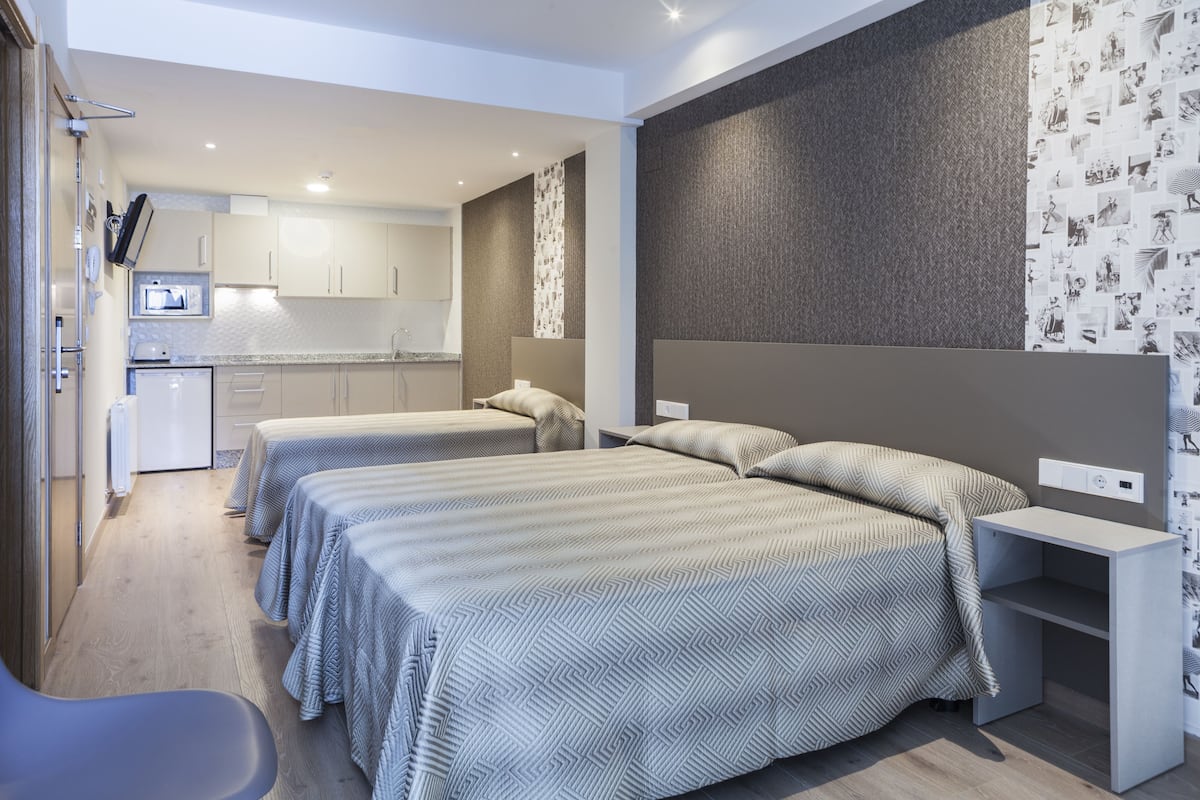 Superior Studio, Terrace (3 pax) | 1 bedroom, hypo-allergenic bedding available, desk, laptop workspace