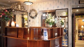 Lobby - Ashley Hotel (Cork)