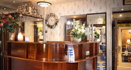 Ashley Hotel