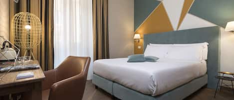 1 Schlafzimmer, hochwertige Bettwaren, Daunenbettdecken, Minibar