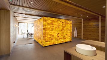 Salas para tratamentos a dois, sauna seca, sauna a vapor