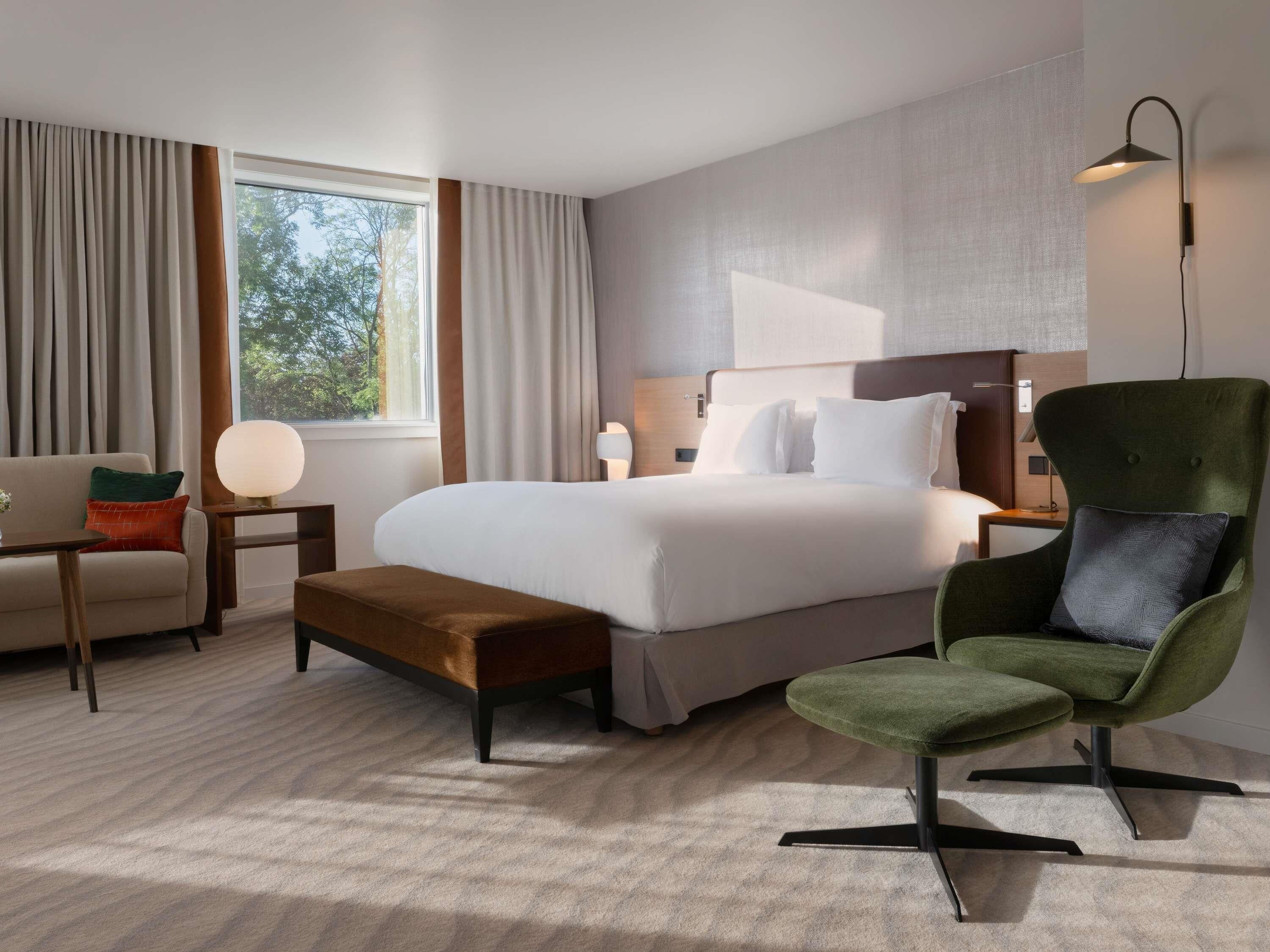Suite, 1 King Bed (Prestige. Panoramic View)