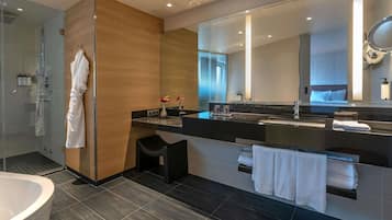 Junior Suite, 1 King Bed | Premium bedding, memory-foam beds, free minibar items, in-room safe