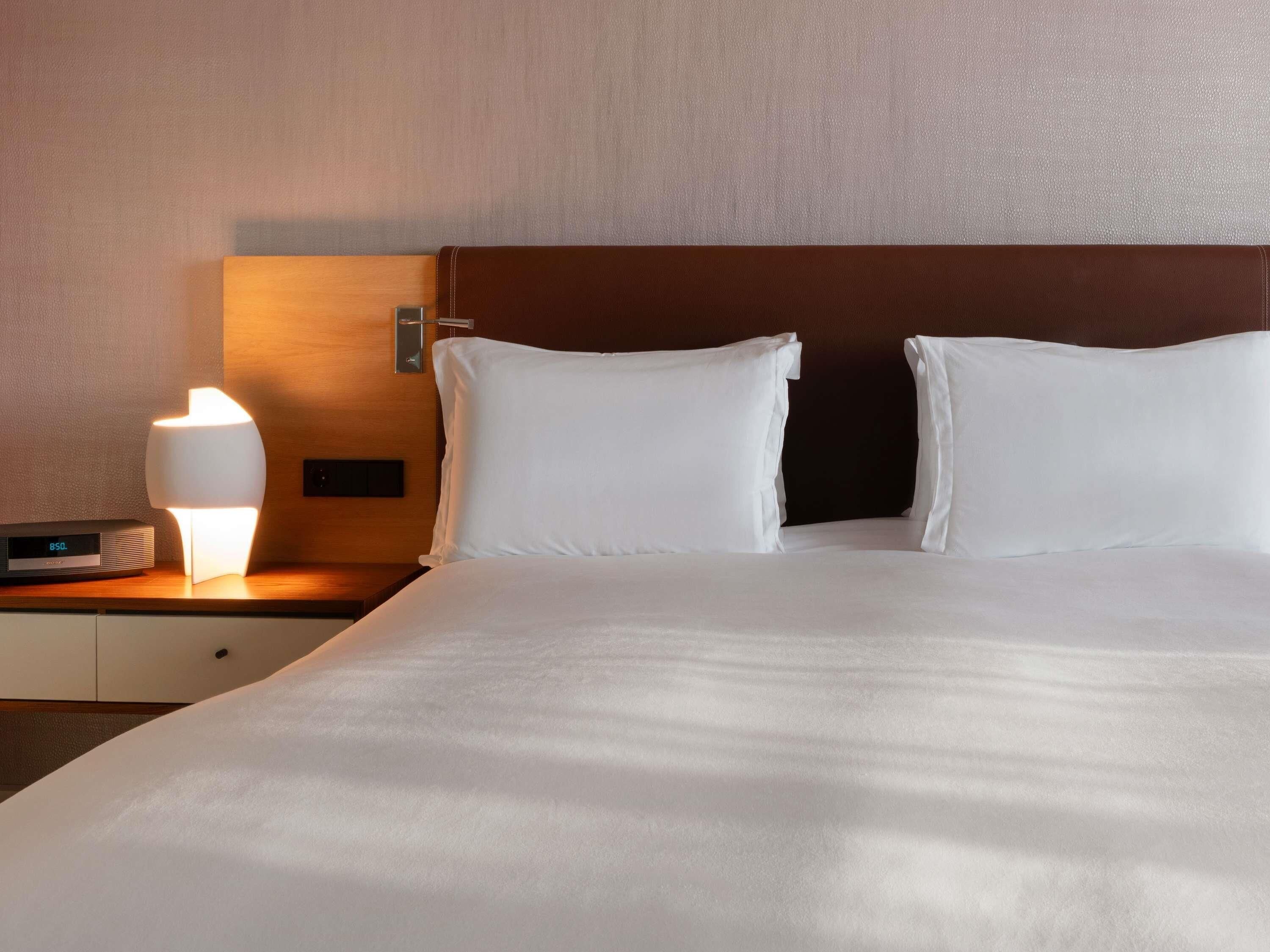 Premium bedding, memory foam beds, minibar (some free items)