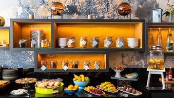 Daily buffet breakfast for a fee