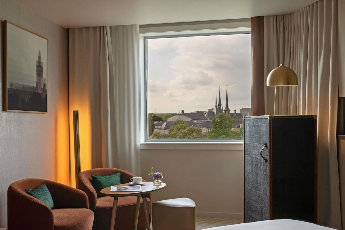 Chambre luxueuse, 1 très grand lit (Panoramic View) | Literie de qualité, lit avec matelas en mousse à mémoire