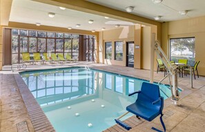 Pool - Extended Stay America Suites San Rafael Francisco Blvd East (San Rafael)