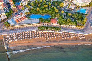 Private beach nearby, sun loungers, beach umbrellas, beach towels - Corissia Princess Hotel (Apokoronas)