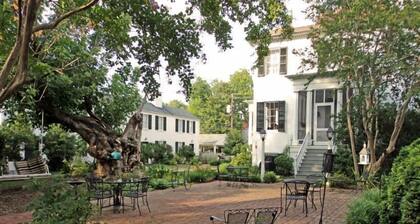 The Essex Inn