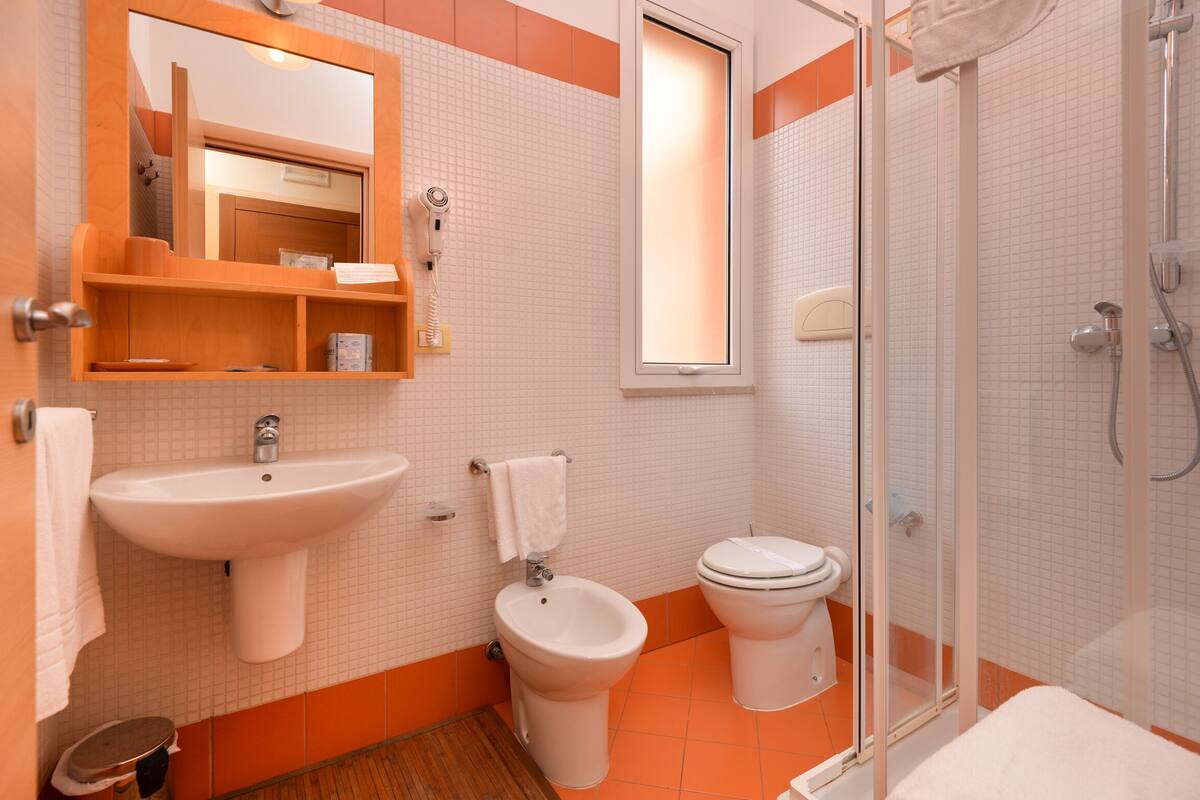 minibar, desk, blackout curtains, soundproofing