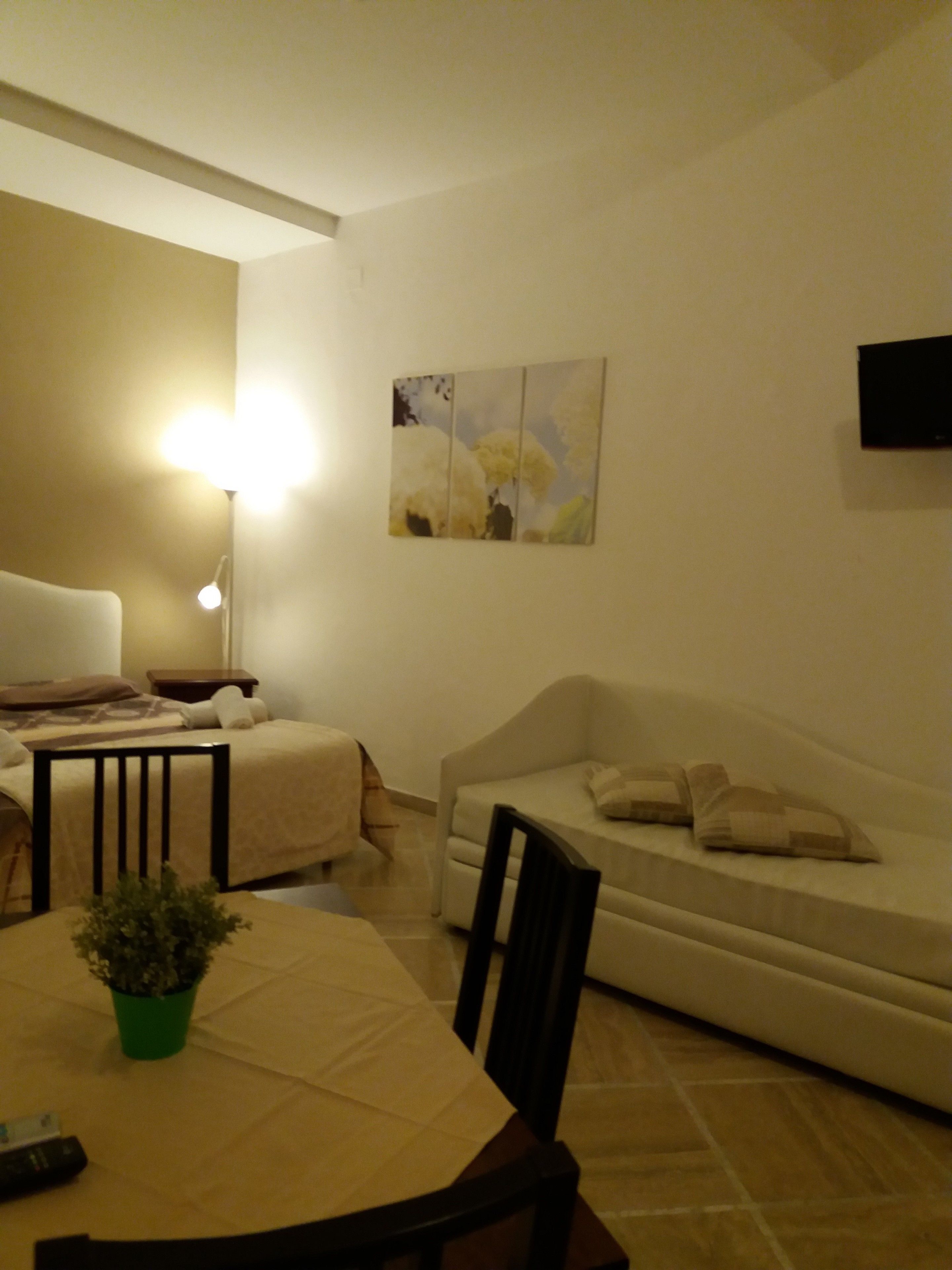 Economy-Doppelzimmer | Zimmersafe, Babybetten, WLAN