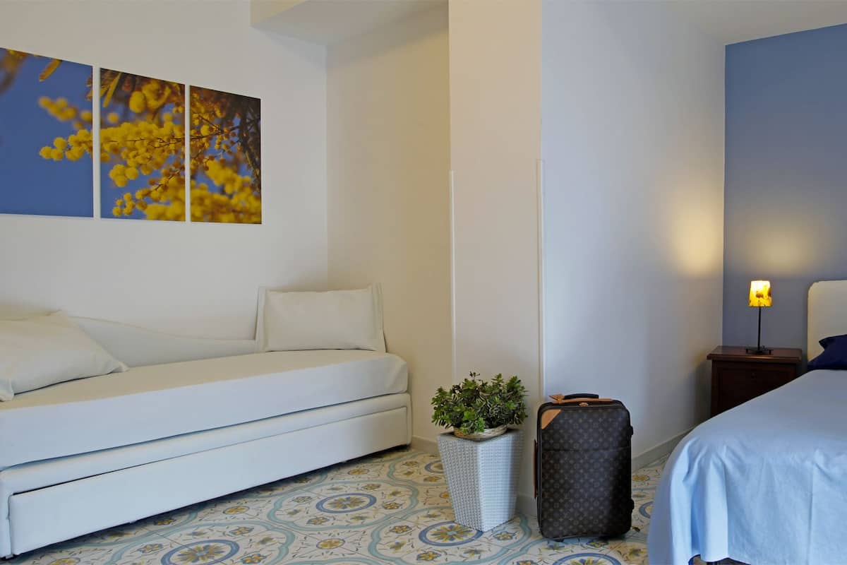 Triple Room, Multiple Beds | In-room safe, cots/infant beds, WiFi