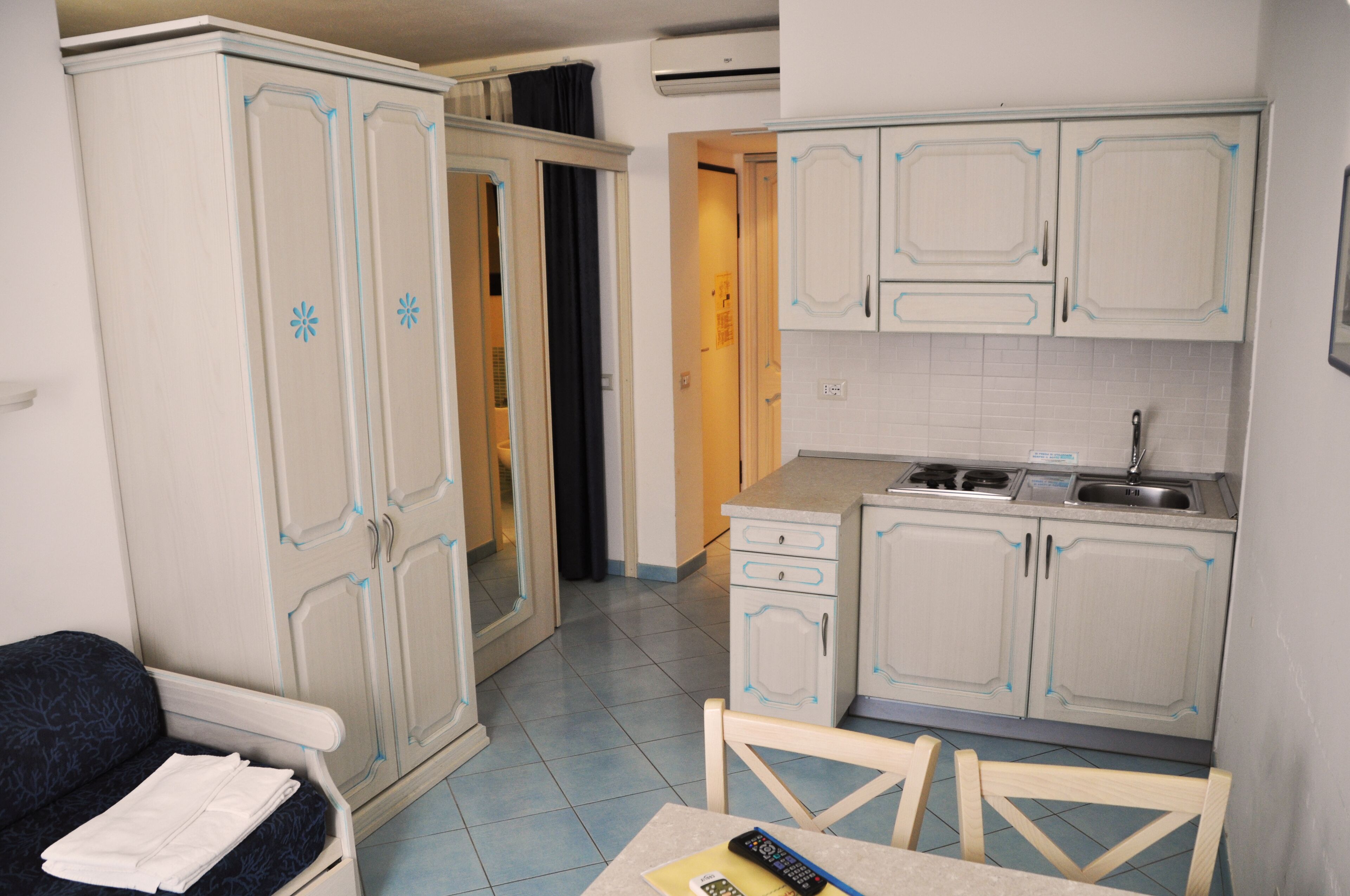 1 bedroom, premium bedding, pillow-top beds, in-room safe