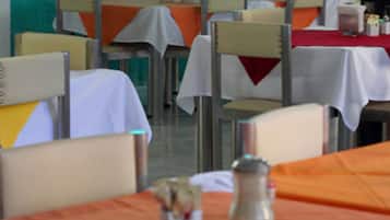 Daily buffet breakfast (MXN 175 per person)