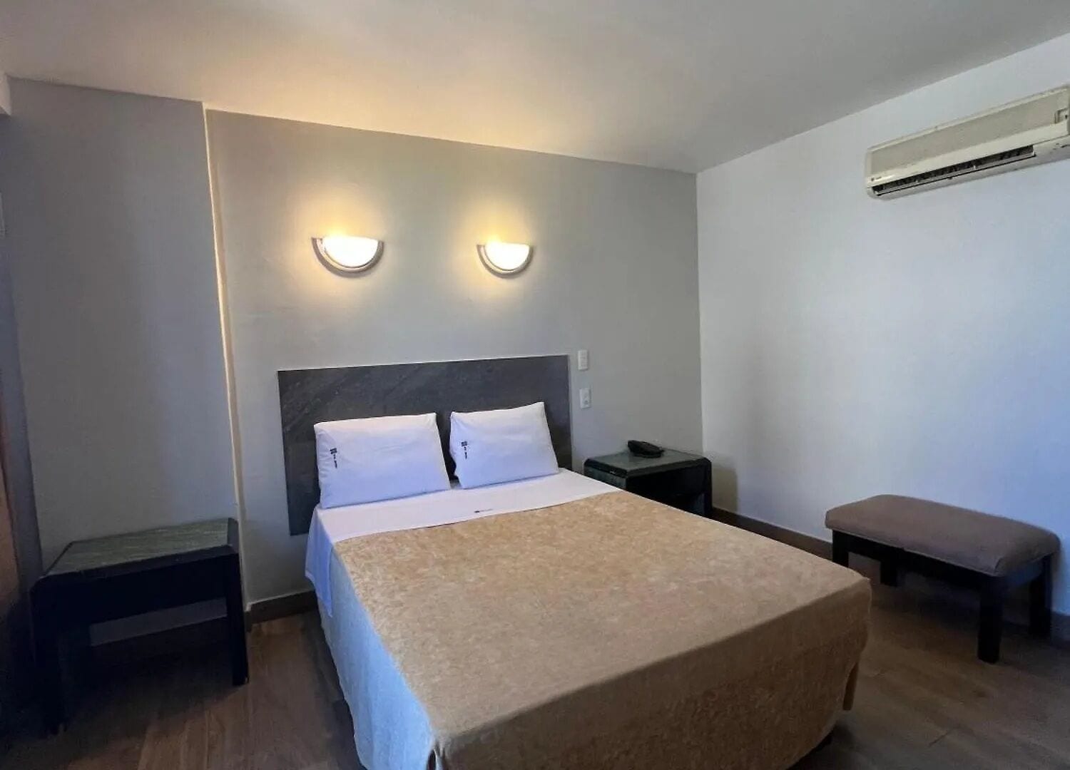 Standard Room | Free WiFi, bed sheets