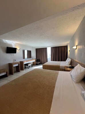 K Suite 2 king Beds | Wifi gratis y ropa de cama