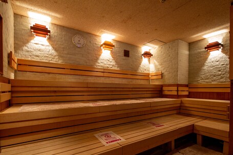 Hotel Monterey Kyoto - Image 51