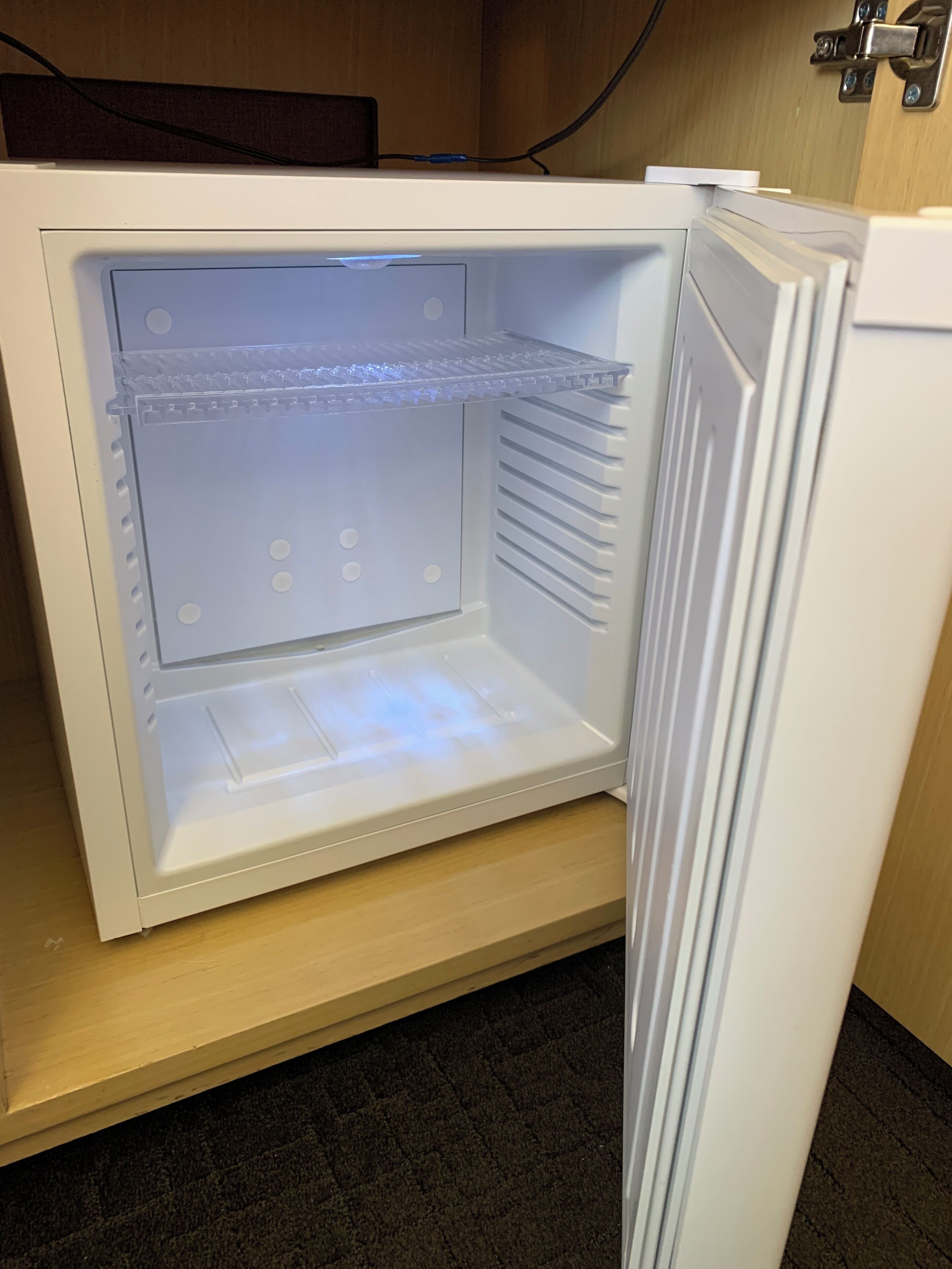 premium bedding, down duvets, select comfort beds, desk