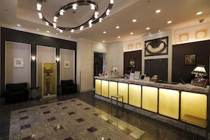 Reception - Hotel Monterey La Soeur Fukuoka (Fukuoka)