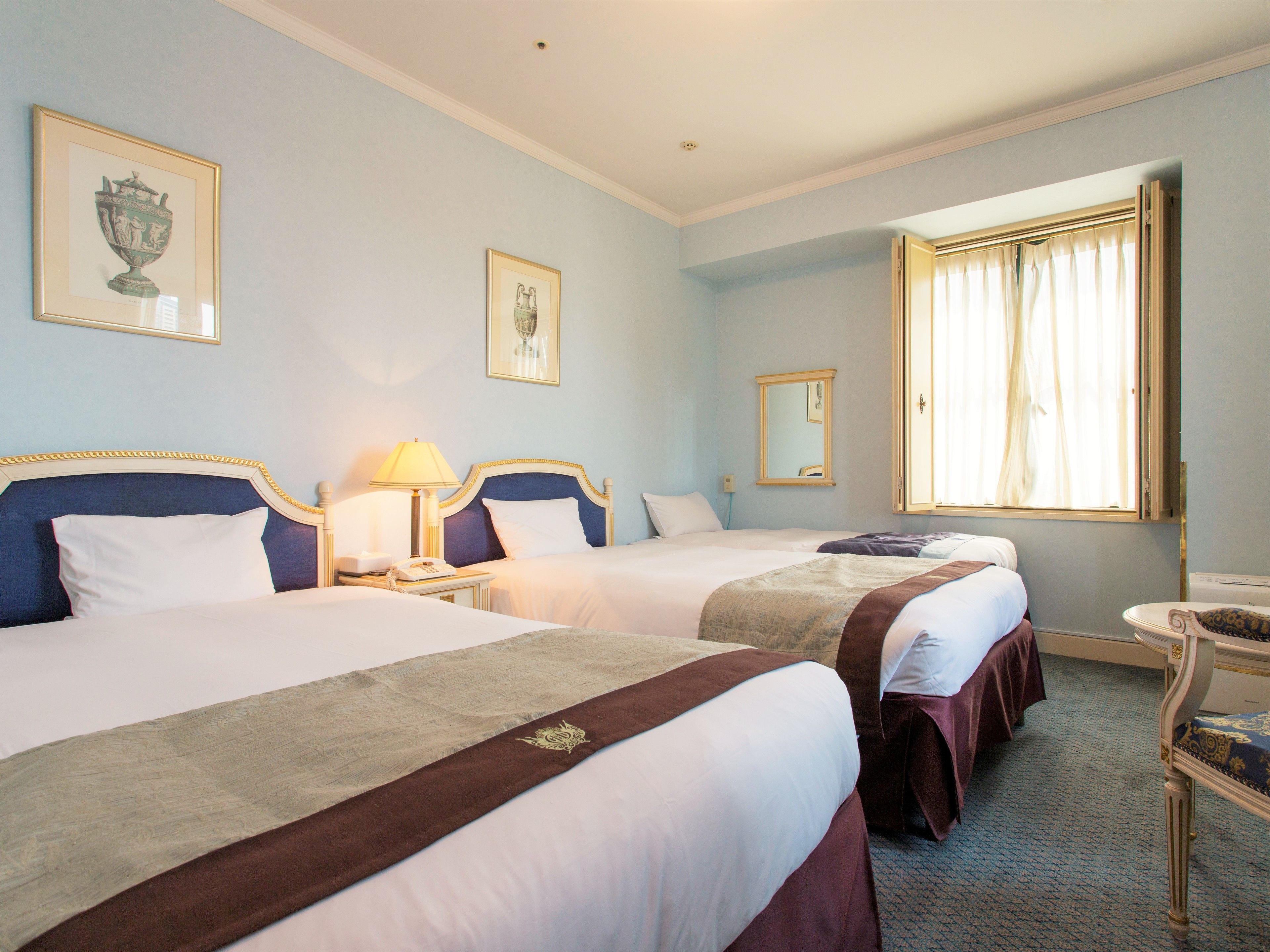 premium bedding, individually decorated, individually furnished, desk