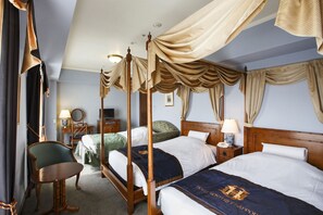Premium bedding, down duvets, in-room safe, desk - Hotel Monterey Sapporo (Sapporo)