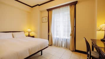 Economy dubbelrum - icke-rökare | Minibar, värdeförvaringsskåp på rummet, skrivbord och gratis wi-fi