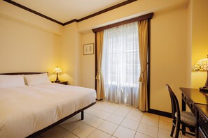 Economy Double Room, Non Smoking | Minibar, in-room safe, desk, free WiFi - Hotel Monterey Sendai (Sendai)