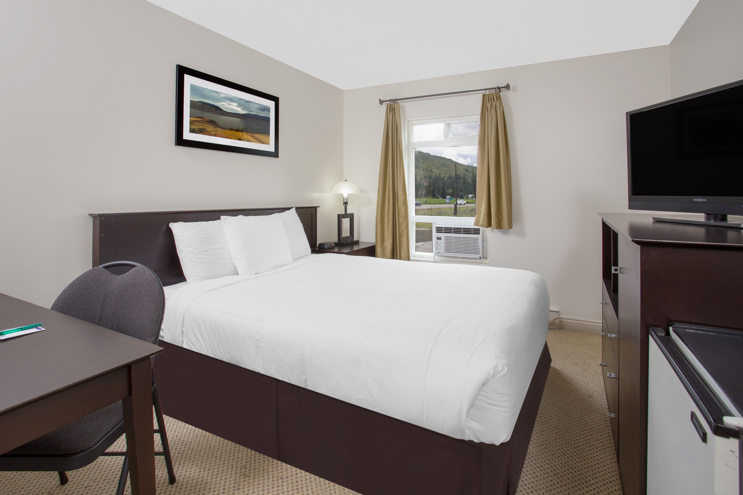 Standard Room, 1 Queen Bed