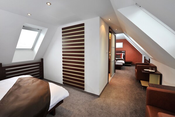 Unclassified image, 1 of 59, button - APLEND CITY Hotel Michalska (Bratislava)