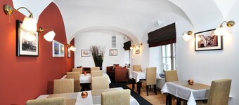 APLEND CITY Hotel Michalska