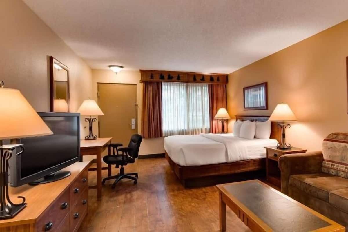 Pillow-top beds, desk, laptop workspace, blackout curtains