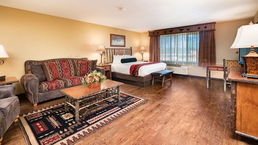 Best Western Plus Kelly Inn & Suites