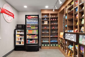 Snack bar - Hampton Inn Spring Lake Fayetteville (Spring Lake)