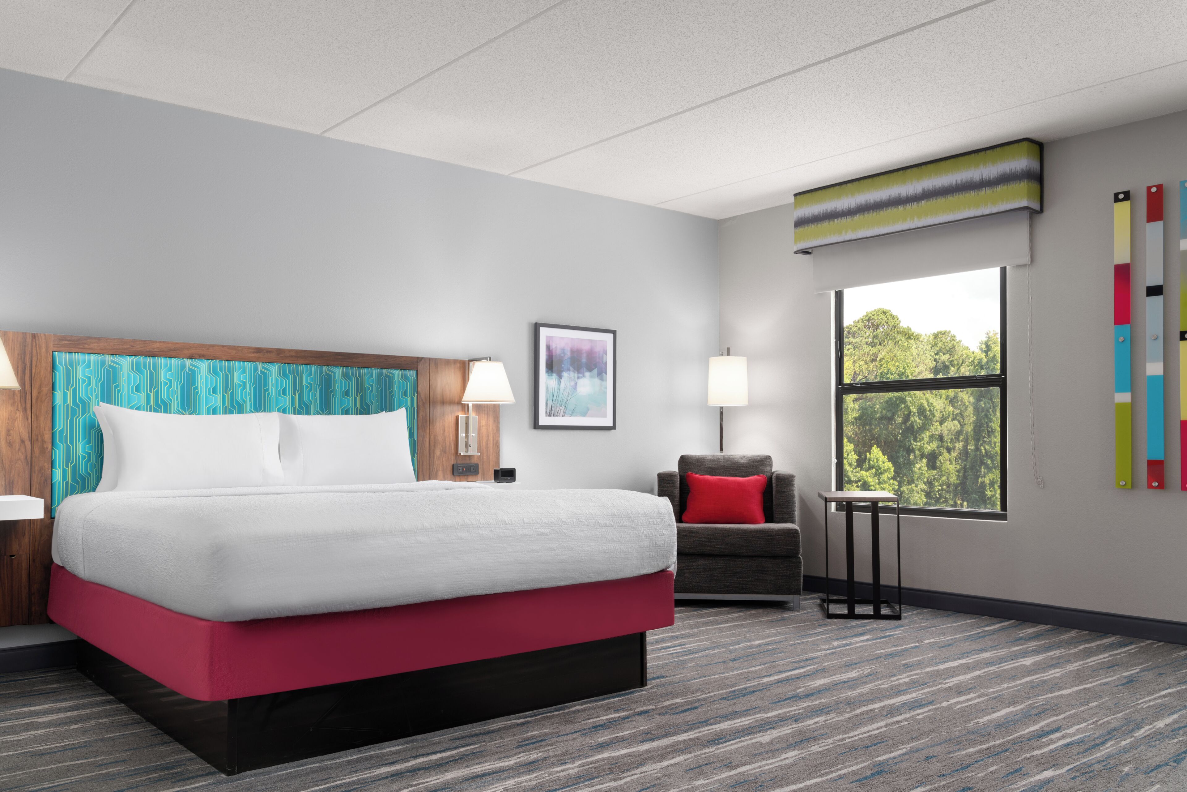 一張大床 (禁止吸煙) | 客房內保險箱、隔音、熨斗/熨衣板、免費搖籃/嬰兒床