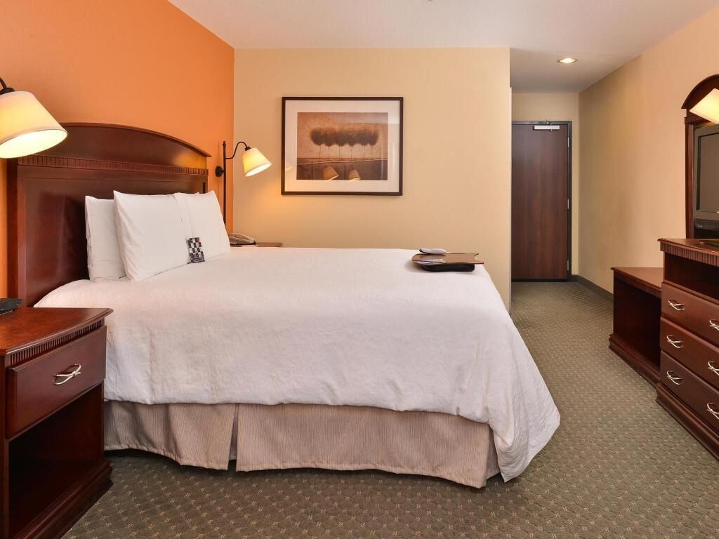 Hypo-allergenic bedding, pillowtop beds, desk, laptop workspace