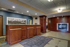 Interior entrance - Hampton Inn & Suites Denver Littleton (Littleton)