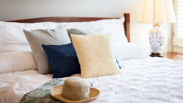 Kamar Klasik, 1 Tempat Tidur King | Setrika/meja setrika, Wi-Fi gratis, dan seprai linen